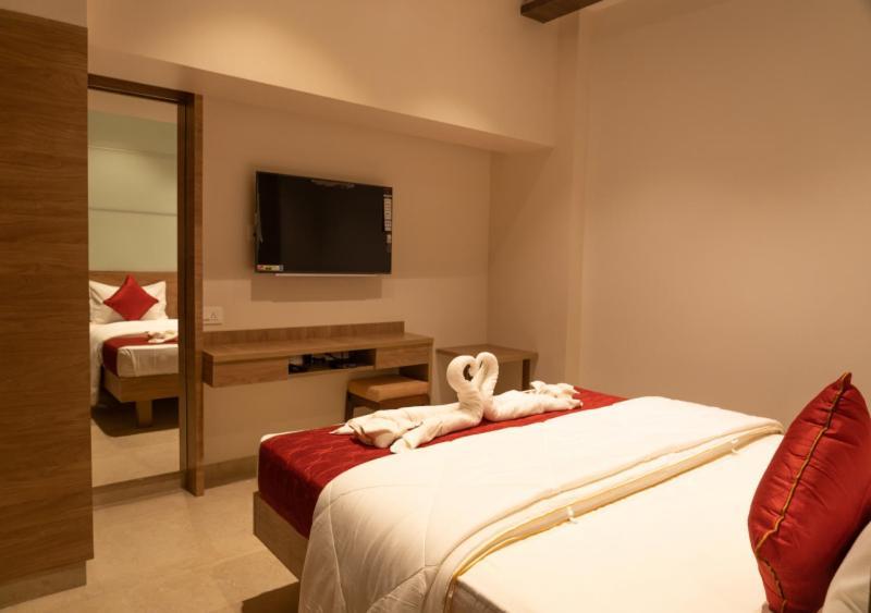 The Paradise Hotel - Luxury Stay Kanchipuram Extérieur photo