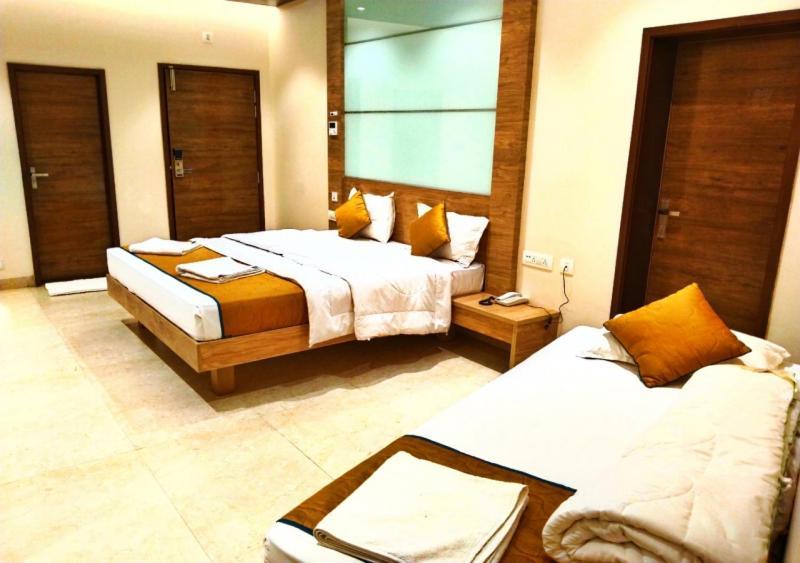 The Paradise Hotel - Luxury Stay Kanchipuram Extérieur photo