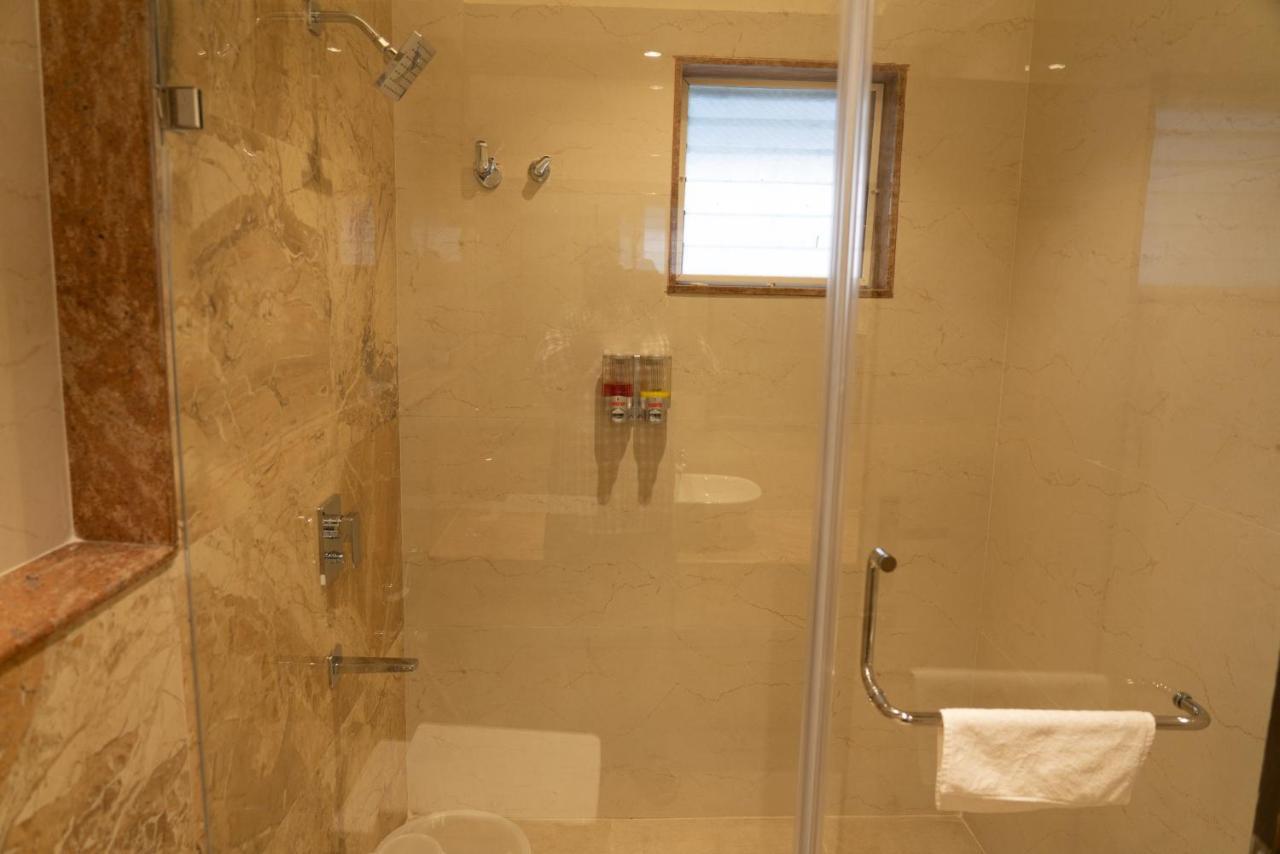 The Paradise Hotel - Luxury Stay Kanchipuram Extérieur photo