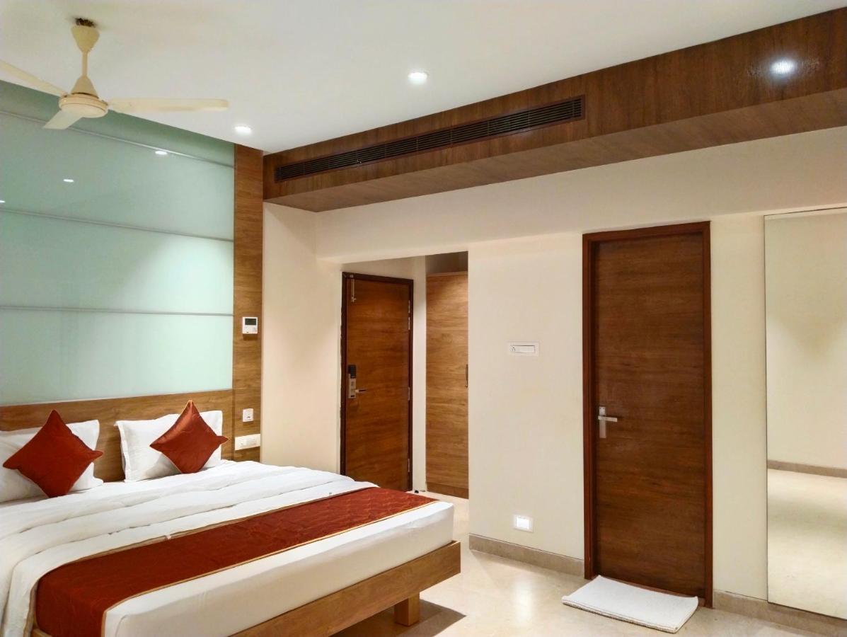 The Paradise Hotel - Luxury Stay Kanchipuram Extérieur photo
